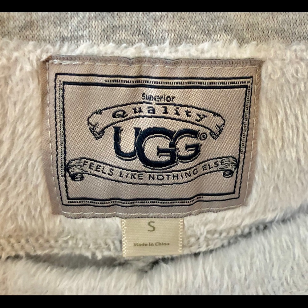 UGG. Pants